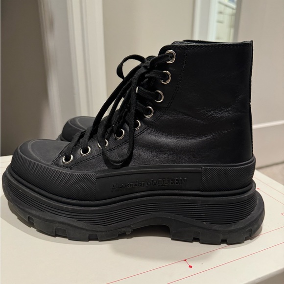 Alexander McQueen Black Leather Tread Slick Chunky Lug Sole Boot Sneaker 38.5 - Picture 8 of 13